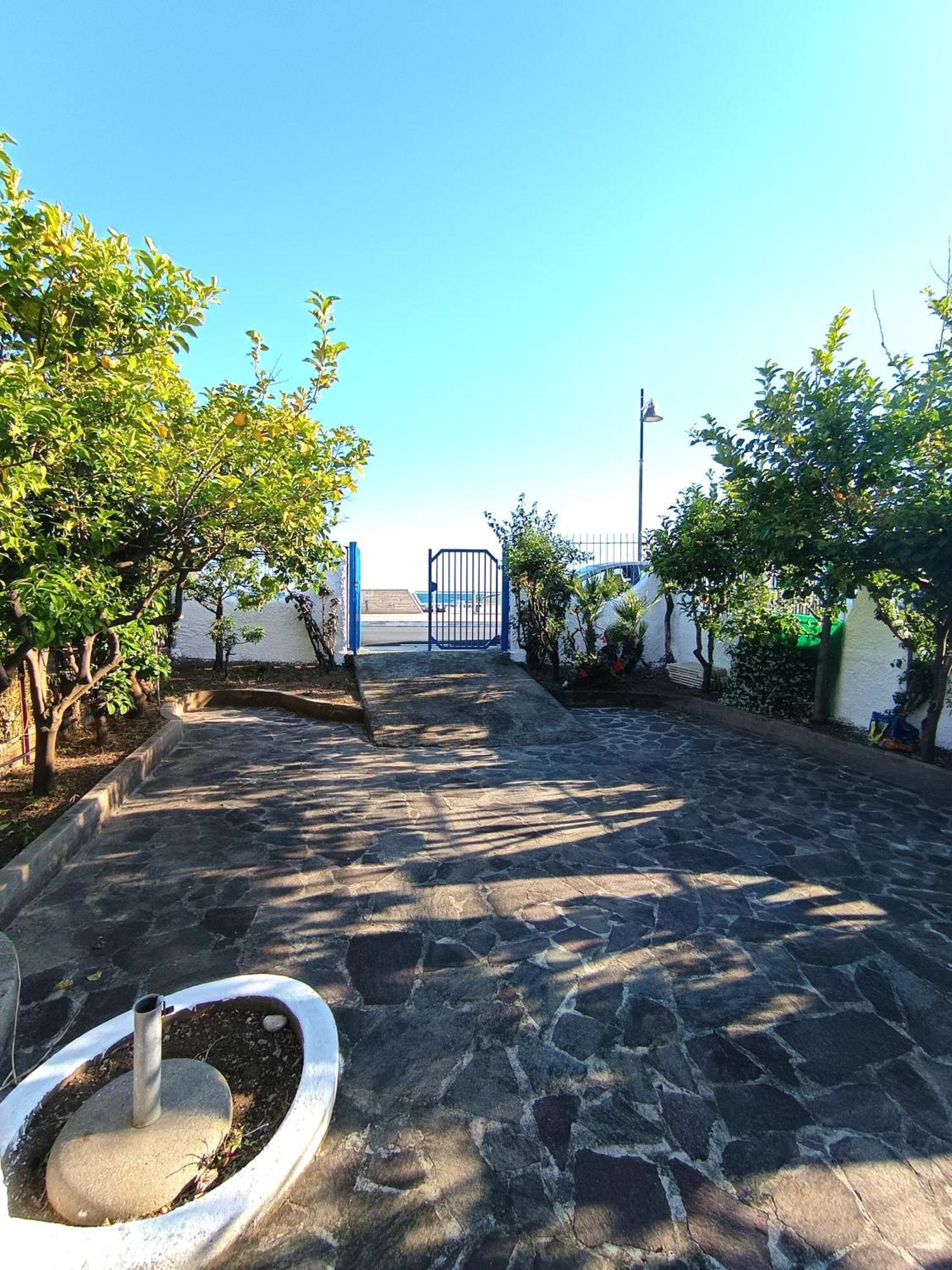 Monolocale Tirreno Studio Seafront Formia Zewnętrze zdjęcie